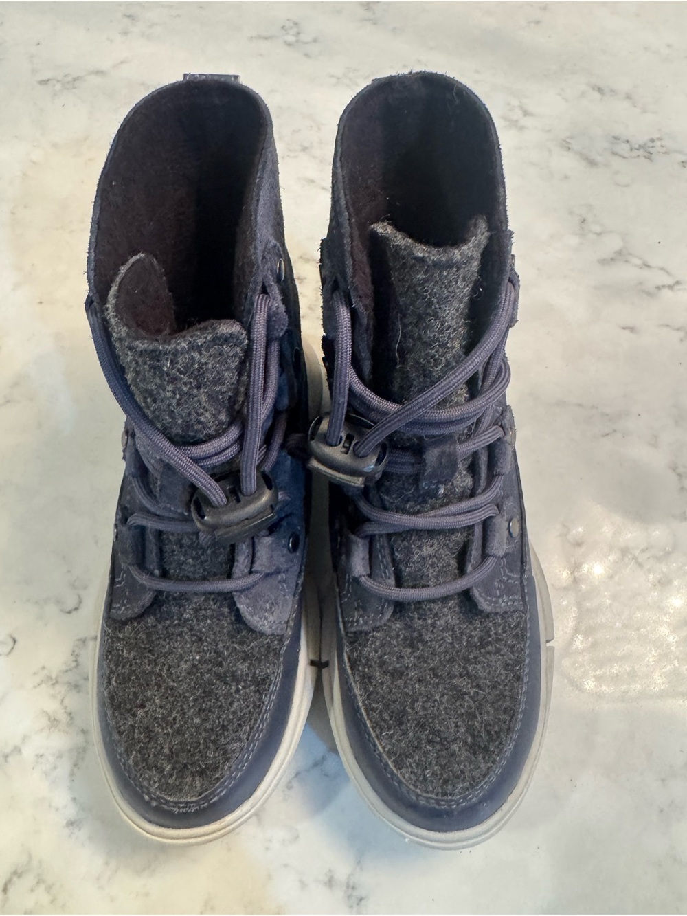 Sorel Kids Navy and Gray Waterproof Snow Boots Boys size 12